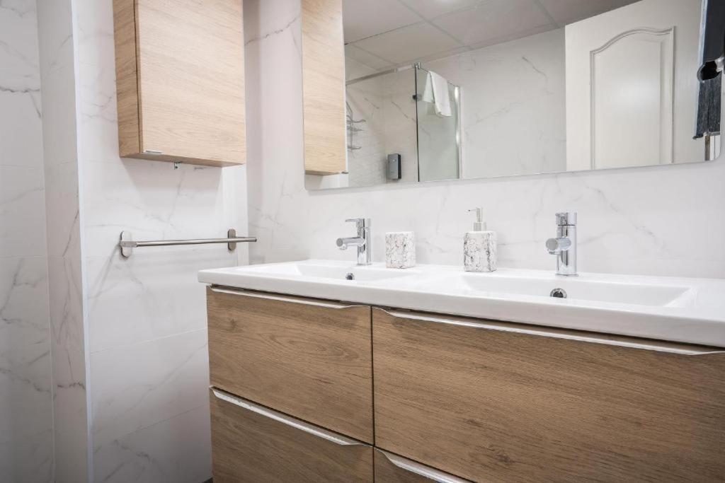 Apartamento Centrico Frente Villa Oniria Granada Exterior foto